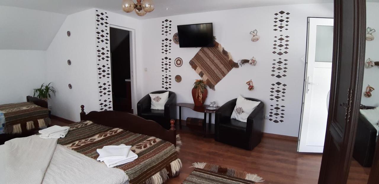 Pensiunea Casa Godja Văleni Camera foto